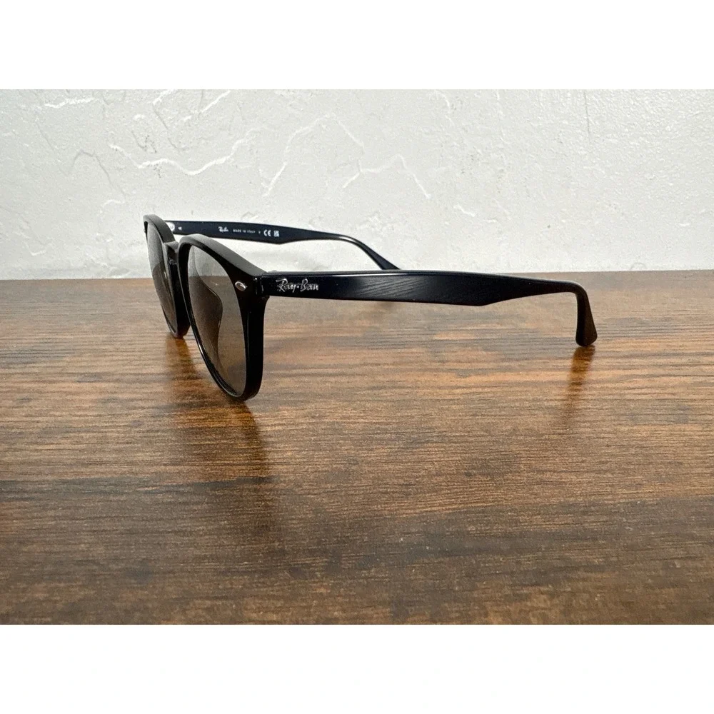 Ray-Ban RB4259-F Sunglasses Black Light Grey Lens 53mm Italy 601/87